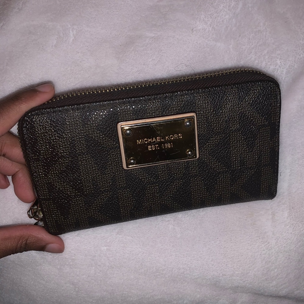 Michael Kors wallet